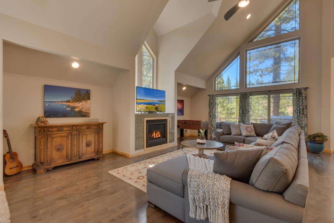 Sugar Pine Lodge - Four Bedroom Home Саус Лэйк Тахо Экстерьер фото