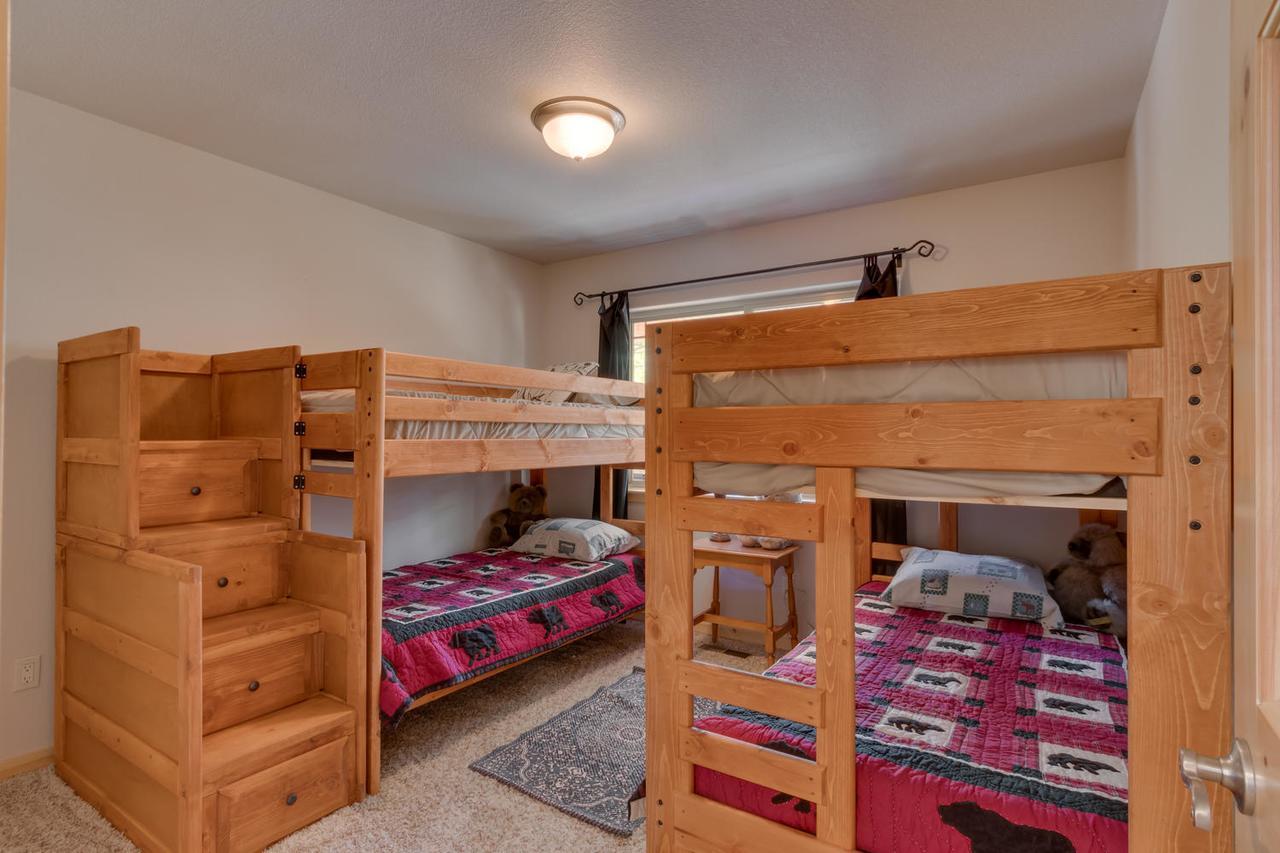 Sugar Pine Lodge - Four Bedroom Home Саус Лэйк Тахо Экстерьер фото