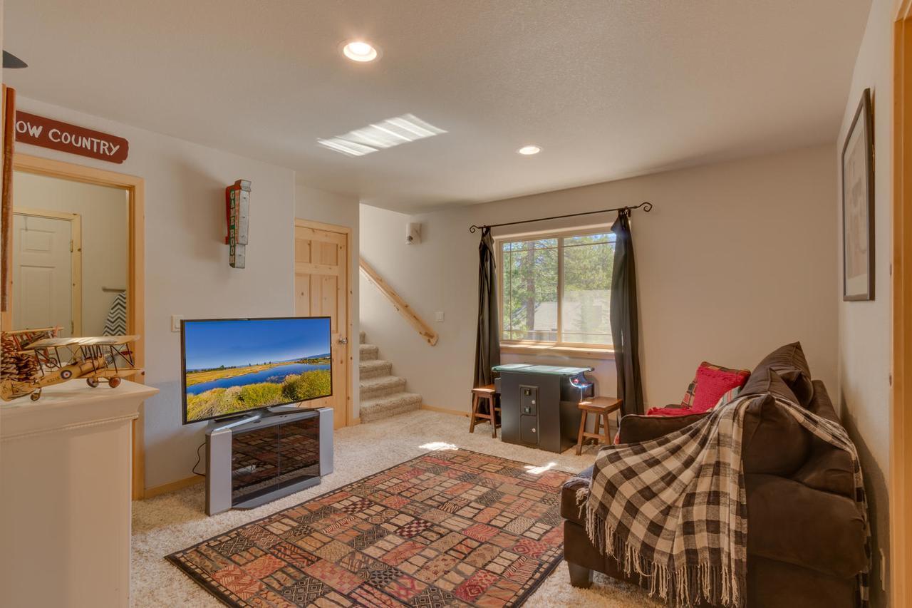 Sugar Pine Lodge - Four Bedroom Home Саус Лэйк Тахо Экстерьер фото