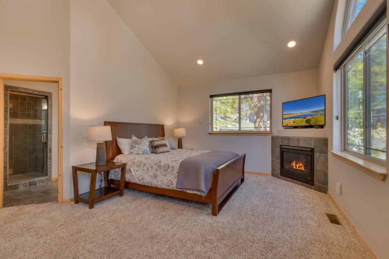 Sugar Pine Lodge - Four Bedroom Home Саус Лэйк Тахо Экстерьер фото